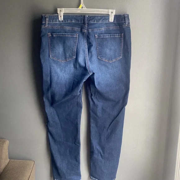 crown & ivy dark blue jeans - Picture 2 of 2